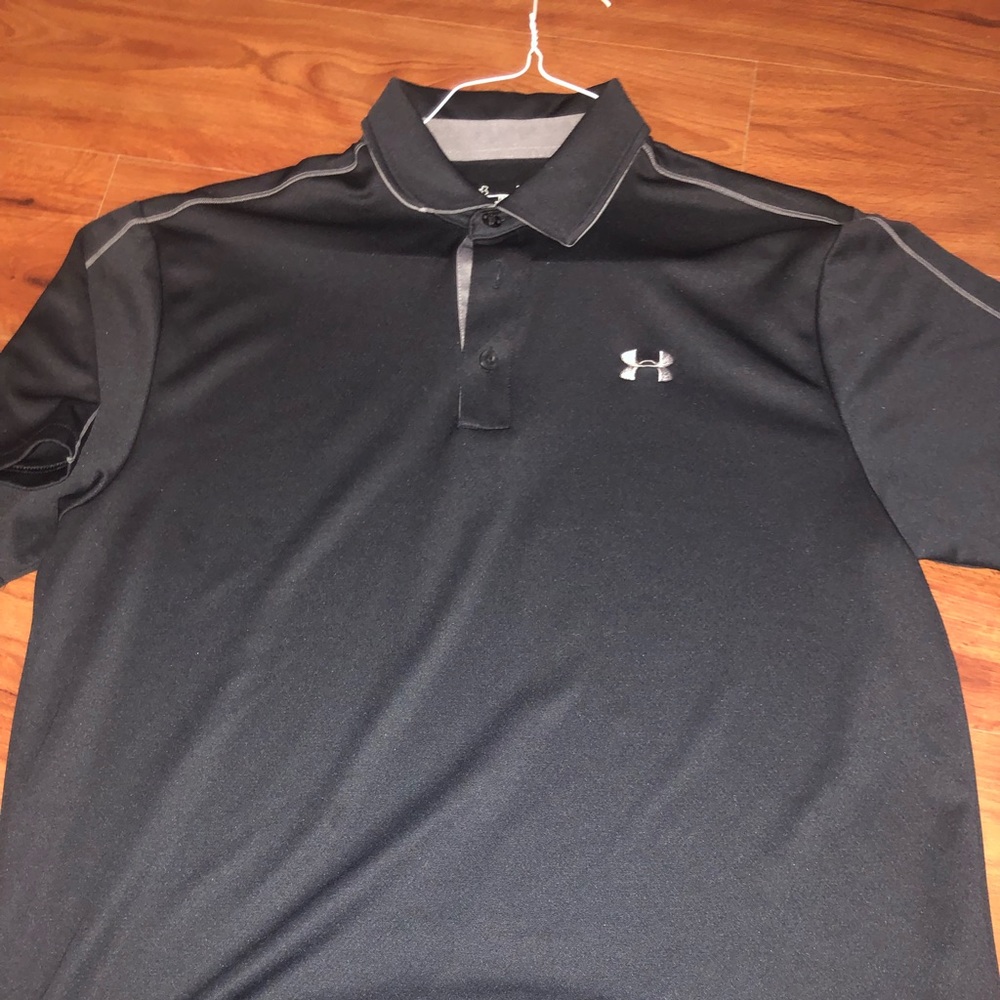 UNDER ARMOUR
